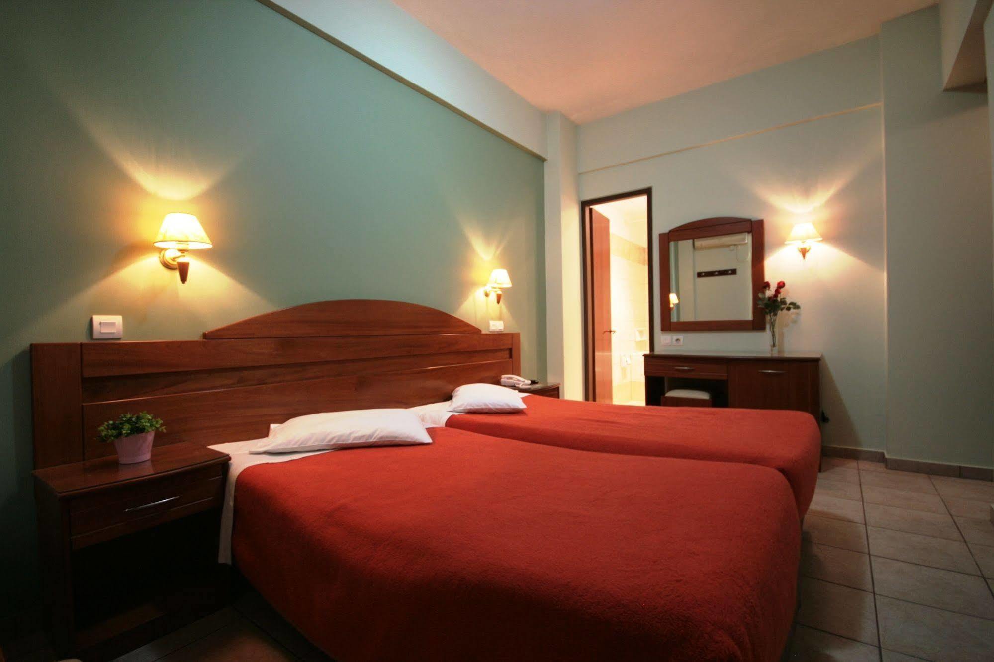 Vienna Hotel Athens Exterior photo